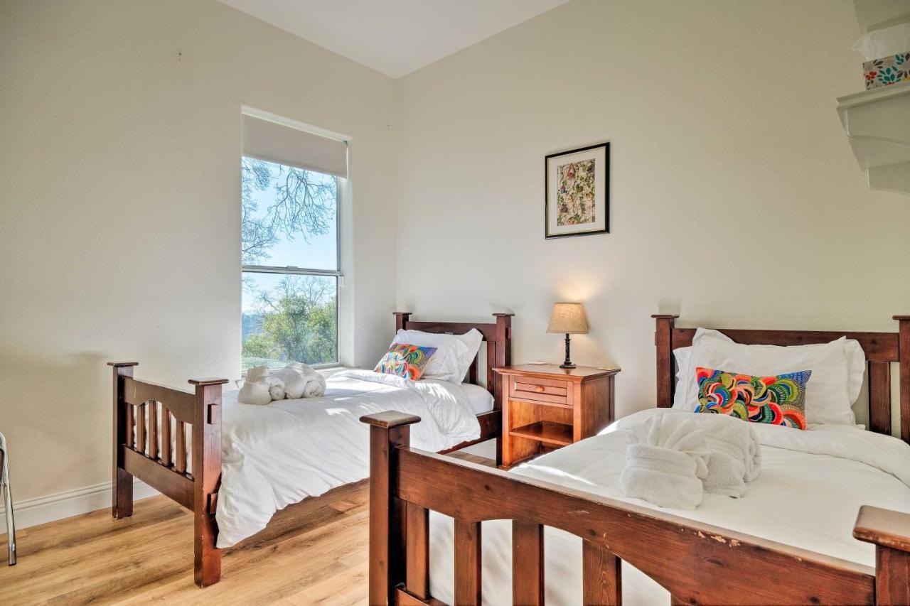 Peaceful Columbia Retreat With Hot Tub And Mtn Views! Villa Bagian luar foto